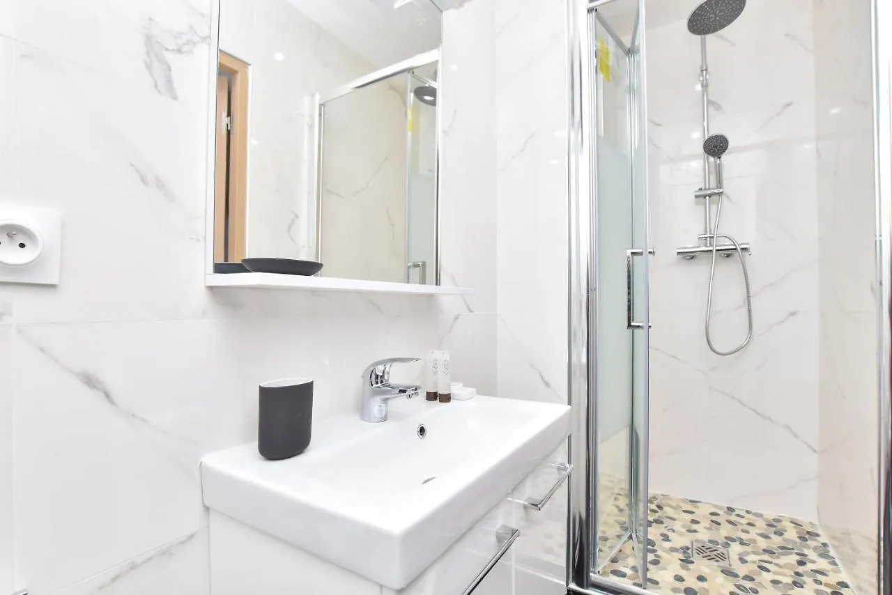 Apartment Authentic - 1br-4p - La *